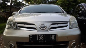 Nissan Grand Livina